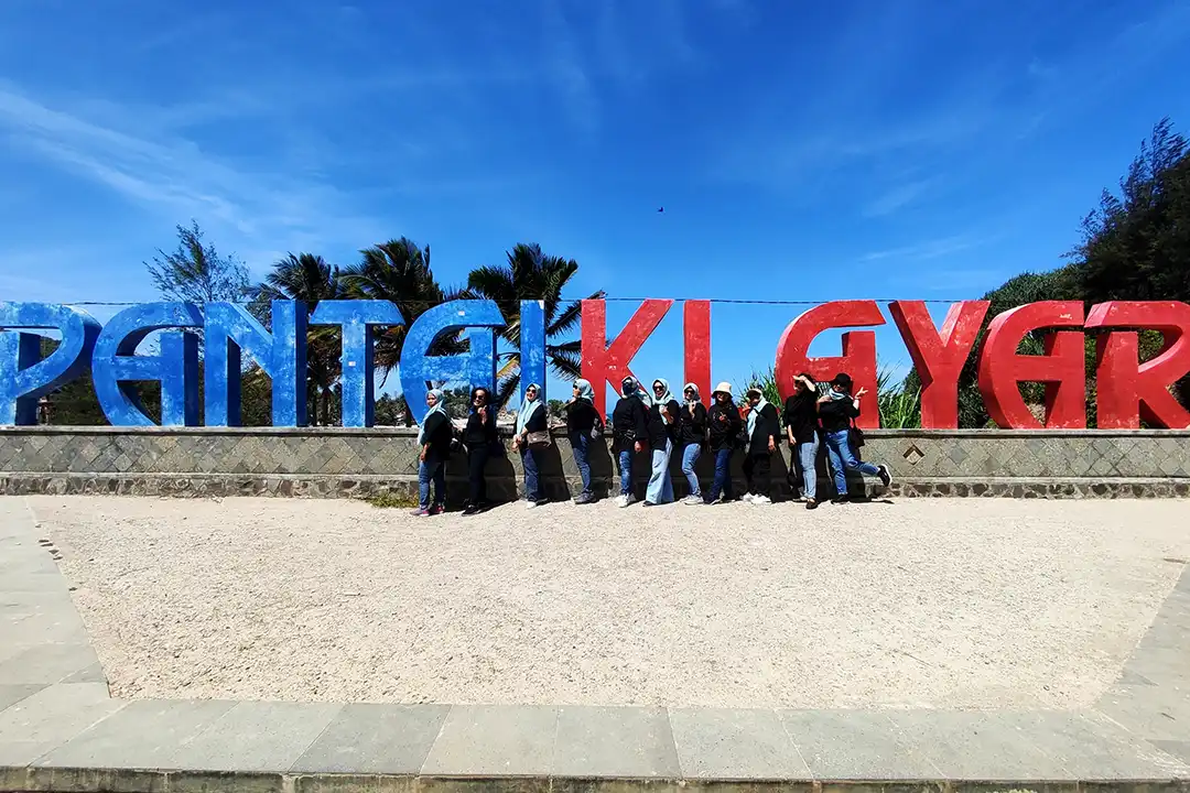 Menikmati Keindahan Pantai Klayar, Surga Tersembunyi di Pacitan 7 Menikmati Keindahan Pantai Klayar Surga Tersembunyi di Pacitan